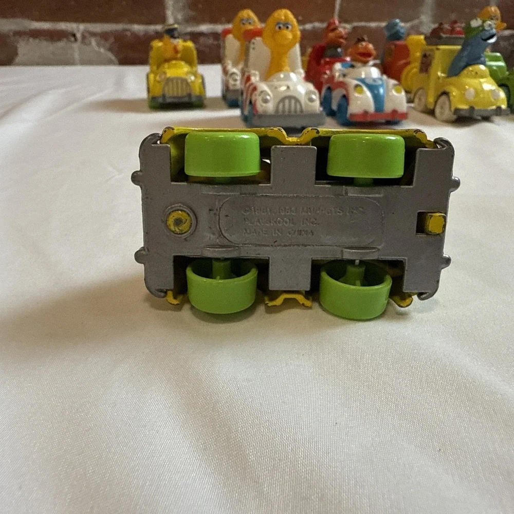 1981 SESAME STREET‎ DIE CAST CARS Big Bird Cookie Monster Playskool Muppets 12